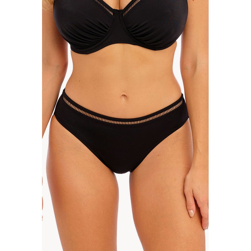 East Hampton Mid Rise Brief