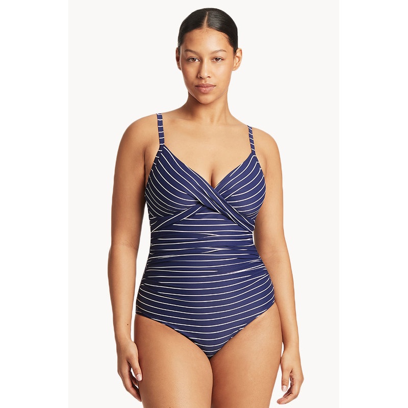 Shoreline DD/E Cup Twist Front One Piece