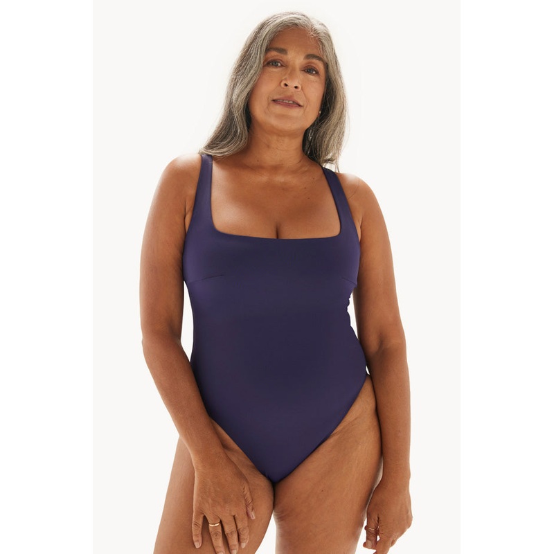 Plain G Cup Underwire Square One Piece