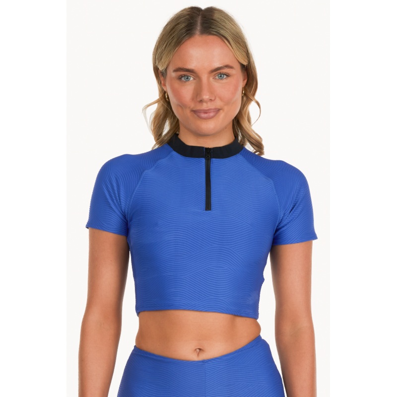 Textured Crop Suntop