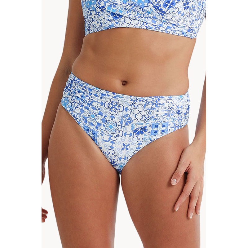 Seville Ruched Mid Rise Pant