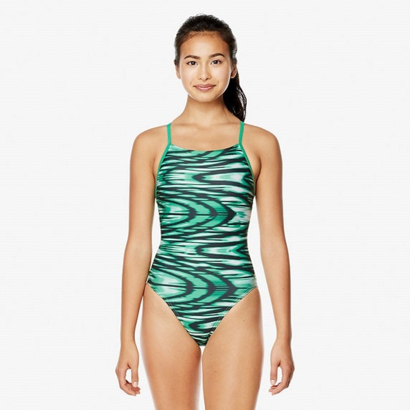 Cove Point  SPEEDO Women39s Wave Wall Crossback