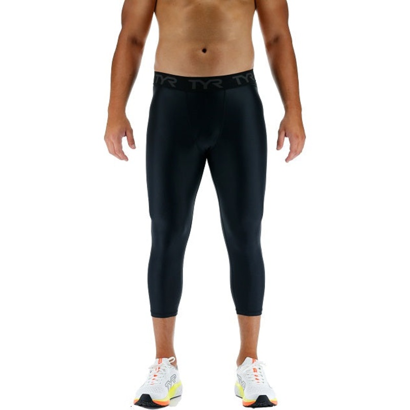 TYR Solid Compression Crop